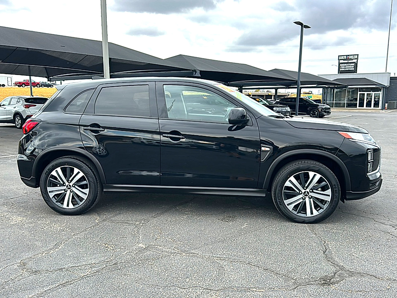 Used 2024 Mitsubishi Outlander Sport ES AWD/4WD image 9
