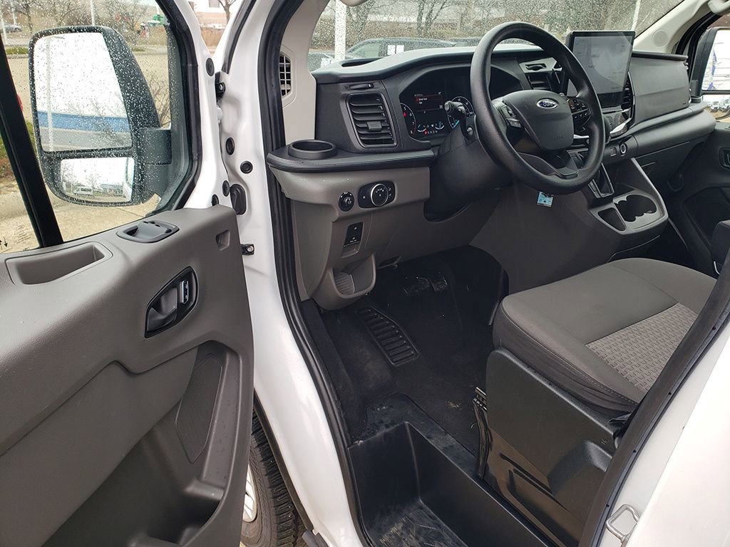 Used 2024 Ford Transit 350 XLT image 11