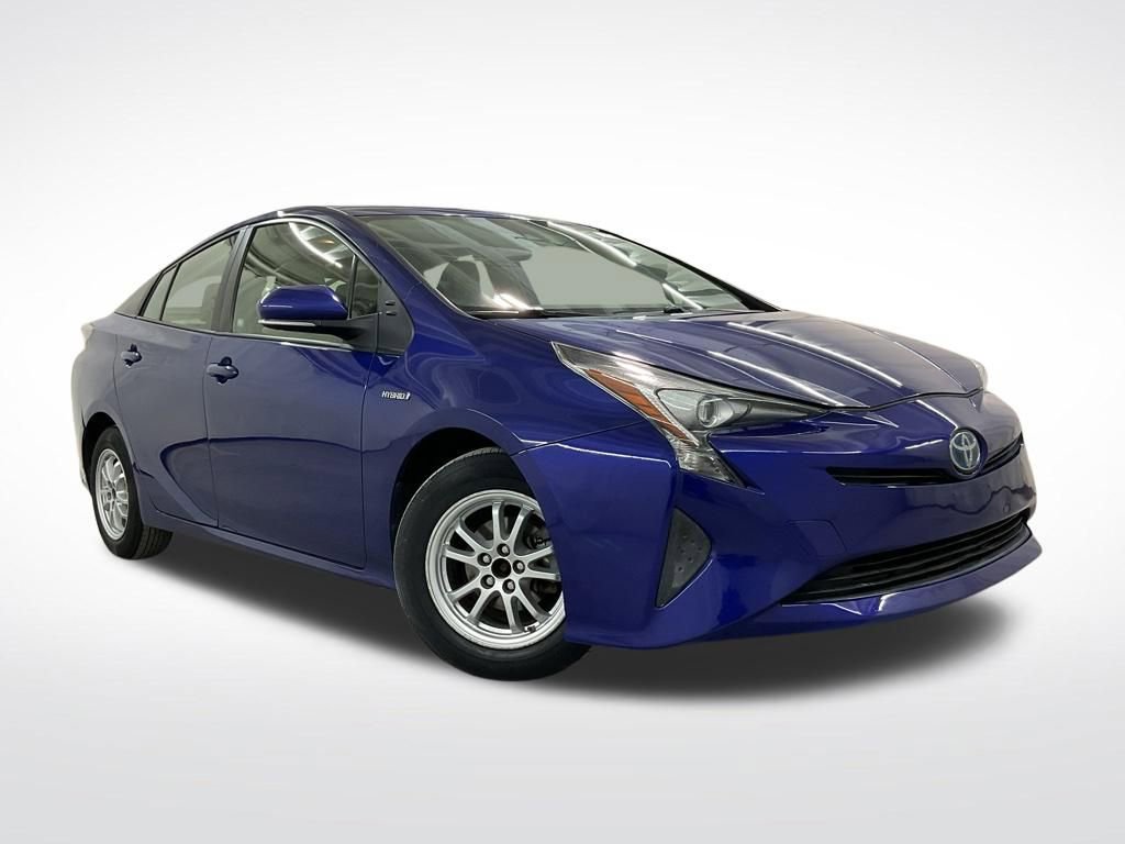 Used 2017 Toyota Prius Two image 4