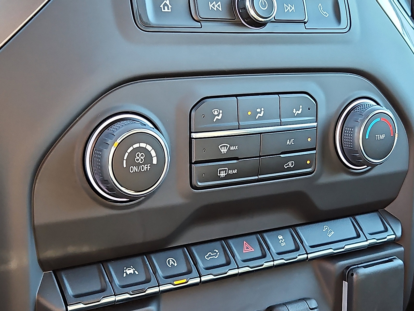 Certified 2023 Chevrolet Silverado 1500 Custom Trail Boss w/ LPO, Dark Essentials Package image 15