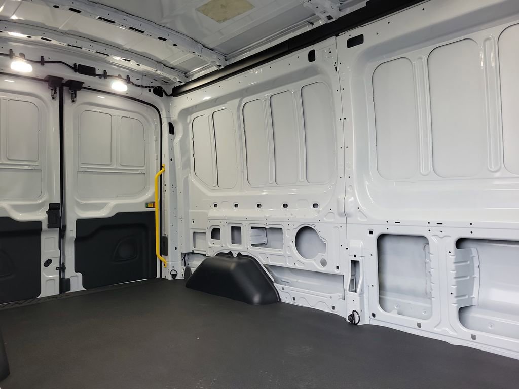 New 2026 Ford Transit 250 148 Medium Roof image 14