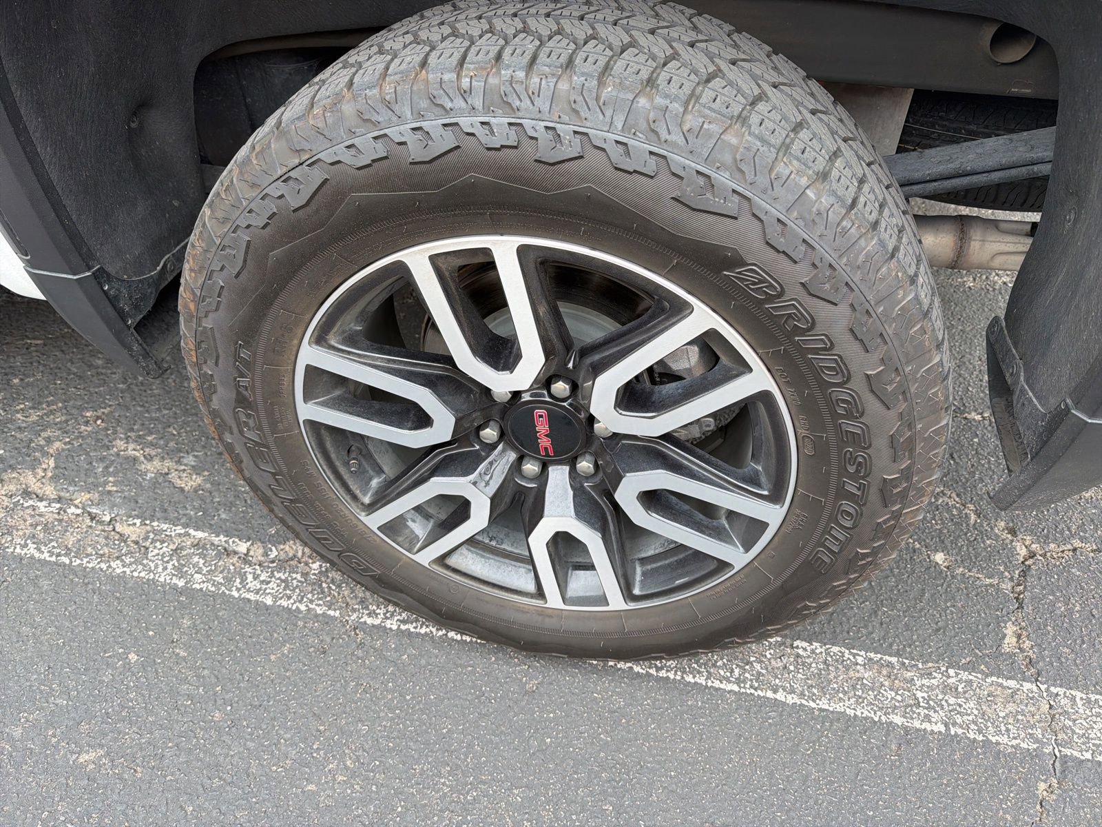 Certified 2025 GMC Sierra 1500 AT4 w/ AT4 Premium Package image 9