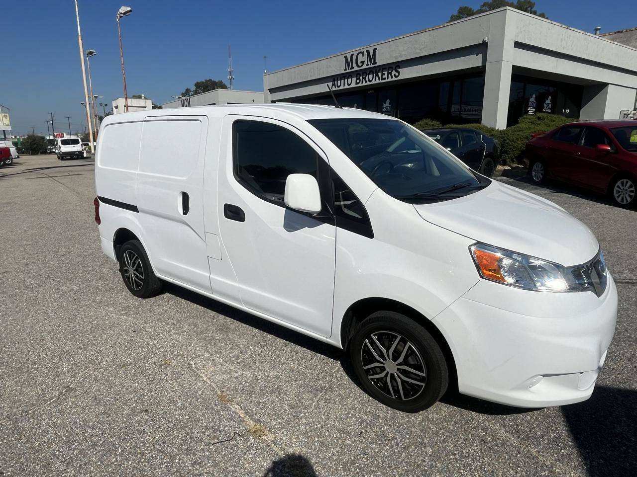 Used 2019 Nissan NV200 SV w/ Back Door Glass Package FWD image 28