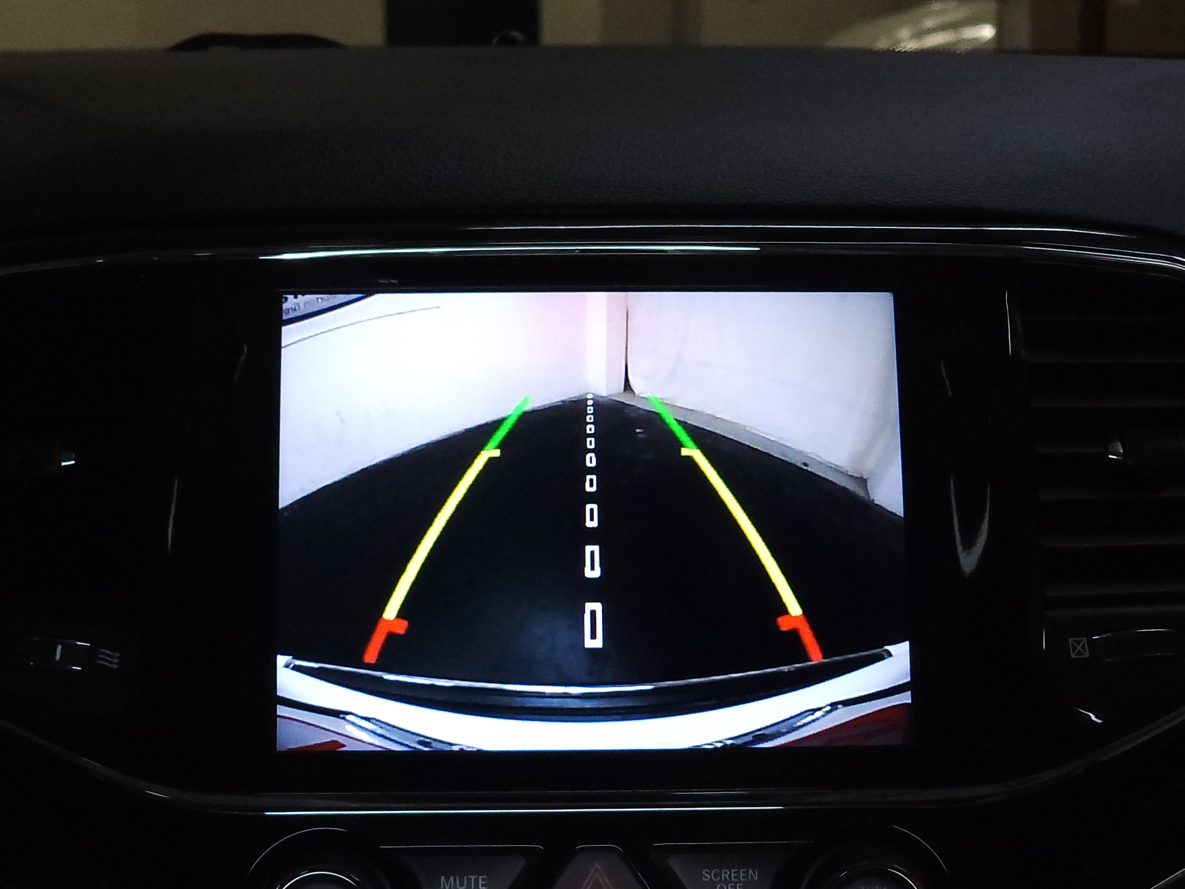 Used 2021 Jeep Grand Cherokee Limited w/ Trailer Tow Group IV image 29