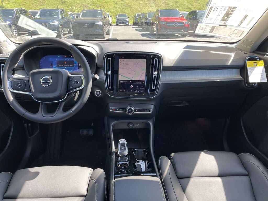New 2026 Volvo XC40 B5 Ultra w/ Protection Package Premier AWD/4WD image 23