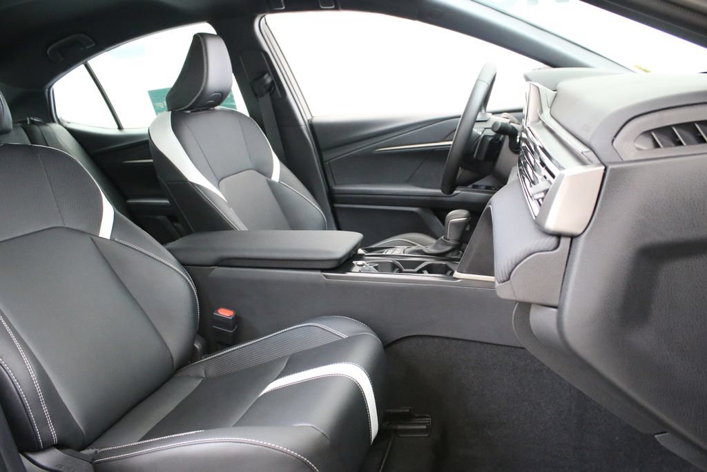 Used 2026 Toyota Camry SE w/ Convenience Package AWD/4WD image 29