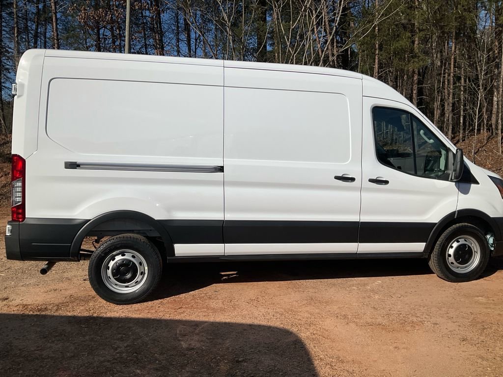 New 2026 Ford Transit 250 148 Medium Roof image 4