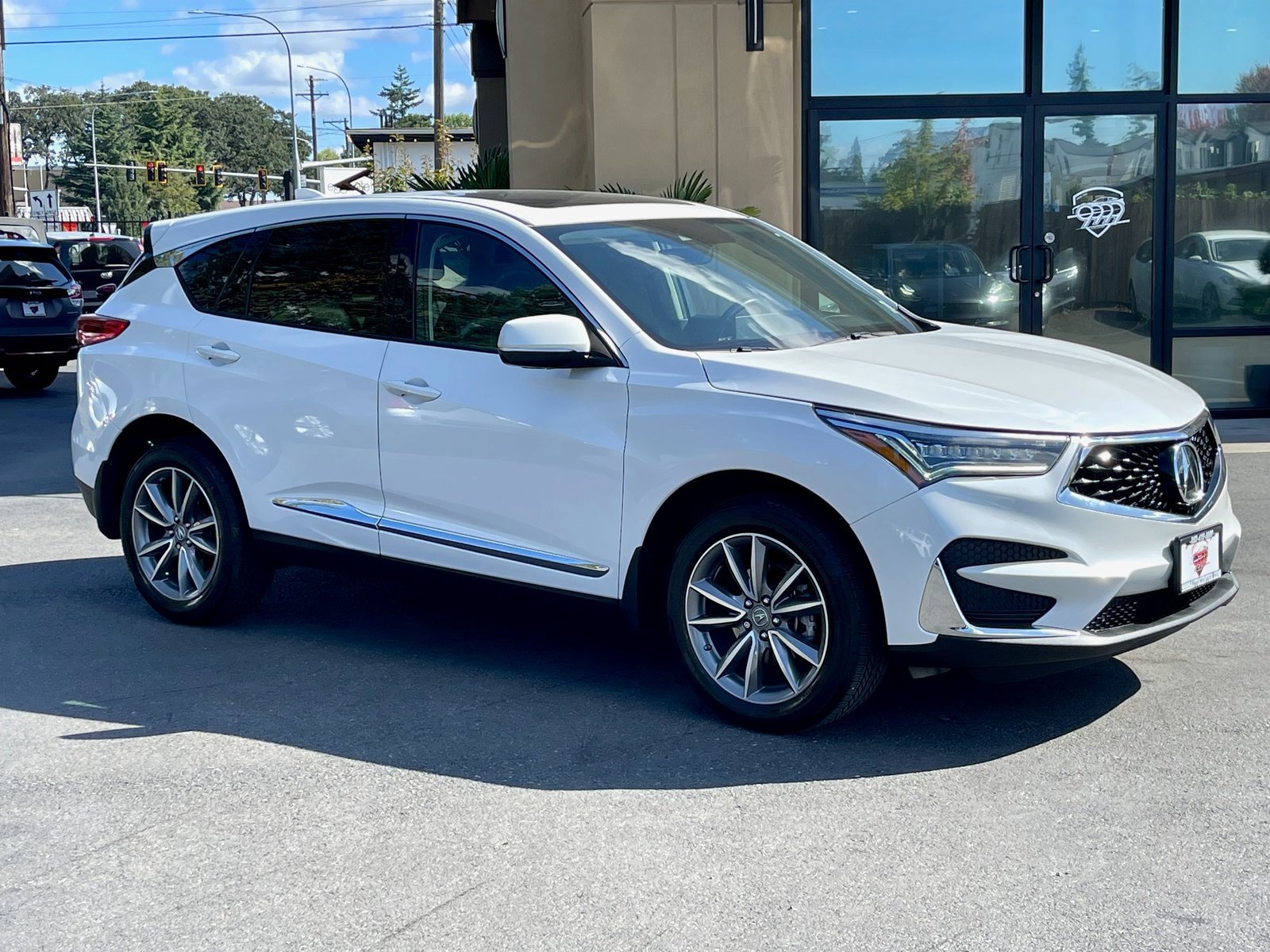 Used 2020 Acura RDX w/ Technology Package image 1