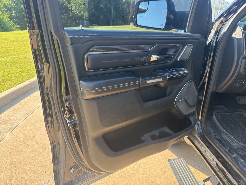 Used 2019 RAM 1500 Limited AWD/4WD image 13