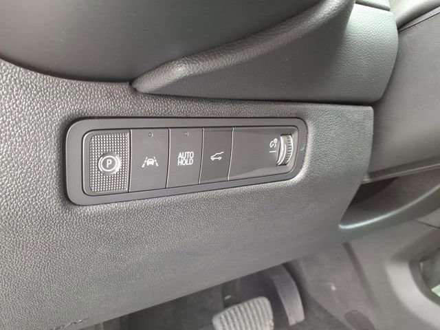 Used 2025 Chevrolet Equinox EV RS w/ Convenience Package II AWD/4WD image 19