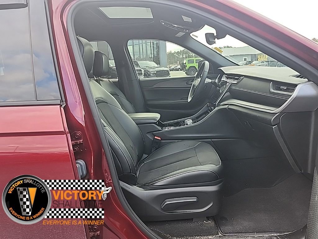 Certified 2023 Jeep Grand Cherokee Altitude image 29