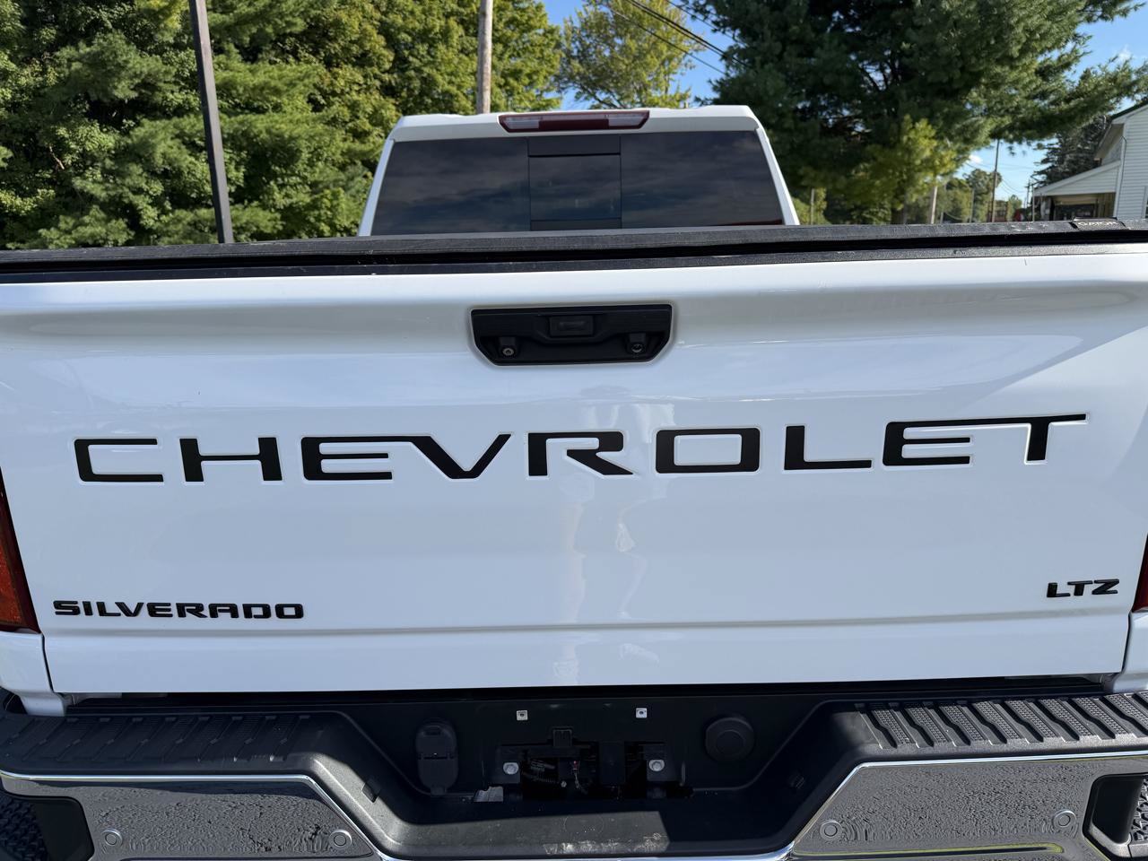 Used 2020 Chevrolet Silverado 2500 LTZ w/ LTZ Plus Package AWD/4WD image 15