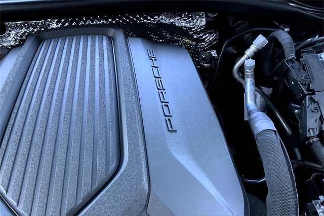 New 2026 Porsche Macan image 40