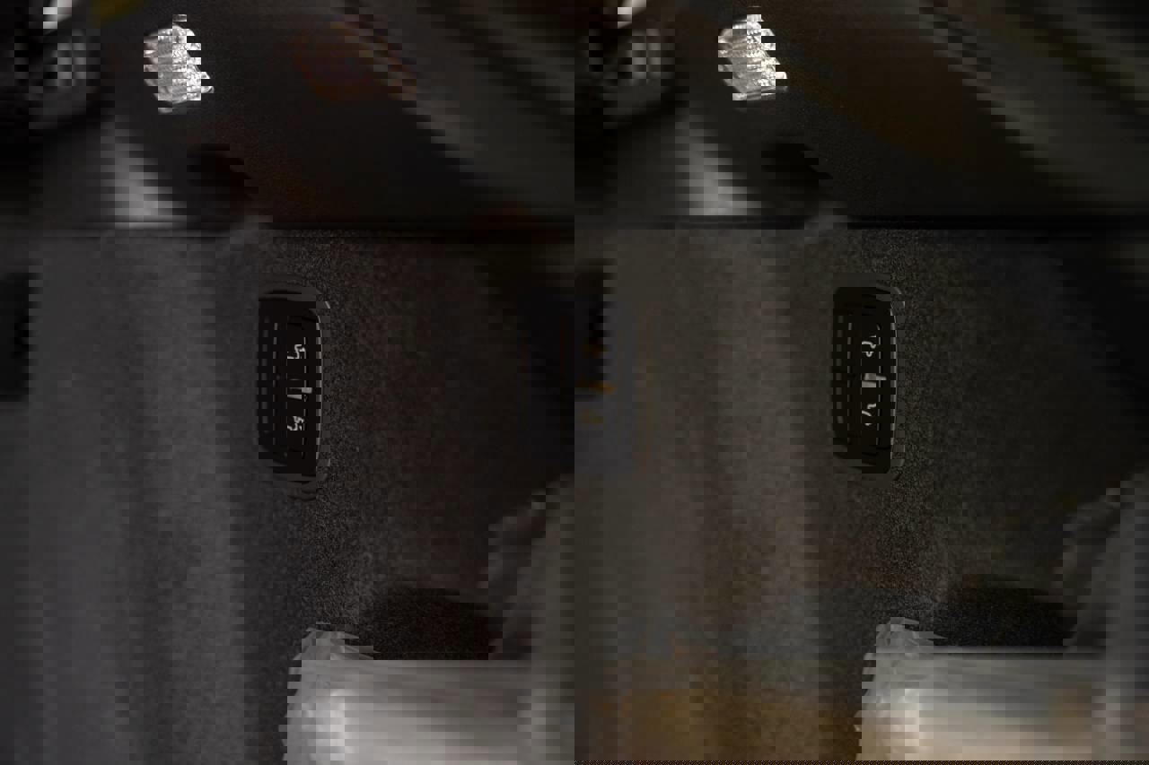 New 2026 Porsche Macan GTS image 23