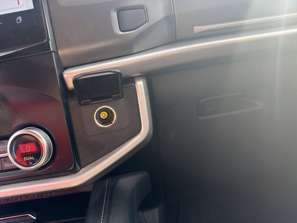 Used 2024 Ford Expedition Max XLT image 34