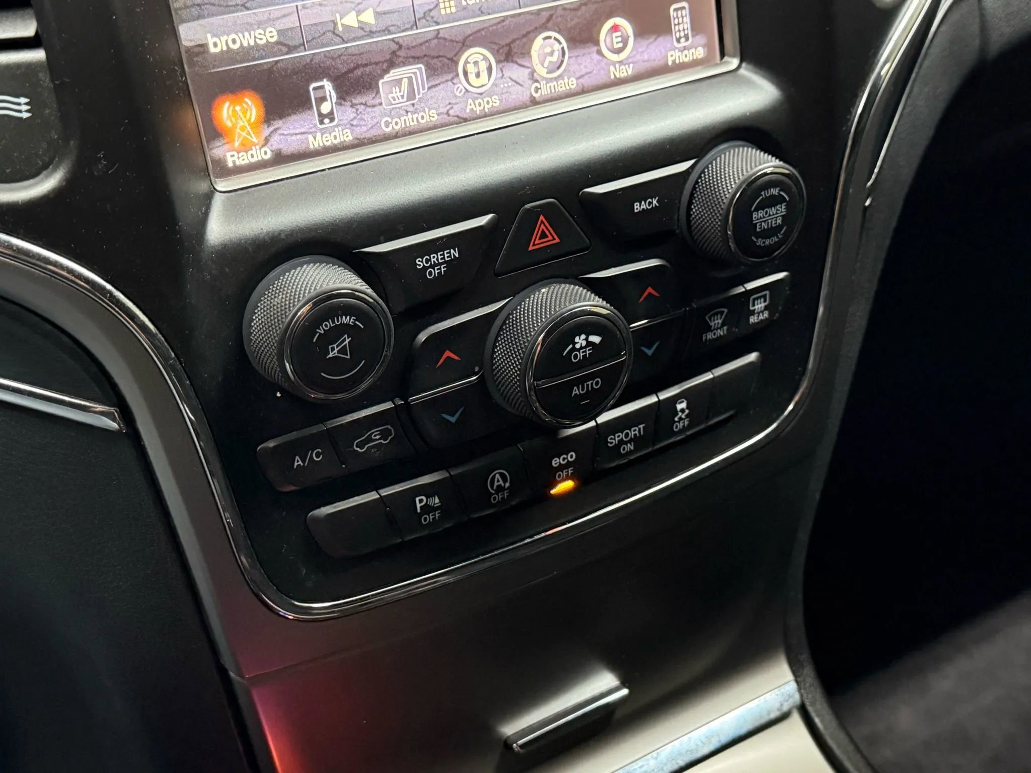 Used 2017 Jeep Grand Cherokee Trailhawk AWD/4WD image 27