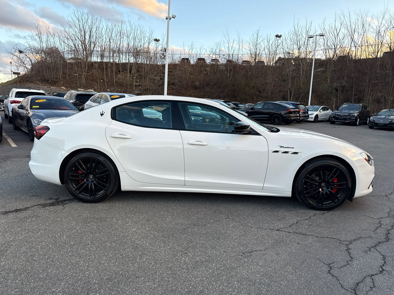 Used 2022 Maserati Ghibli Modena Q4 image 9