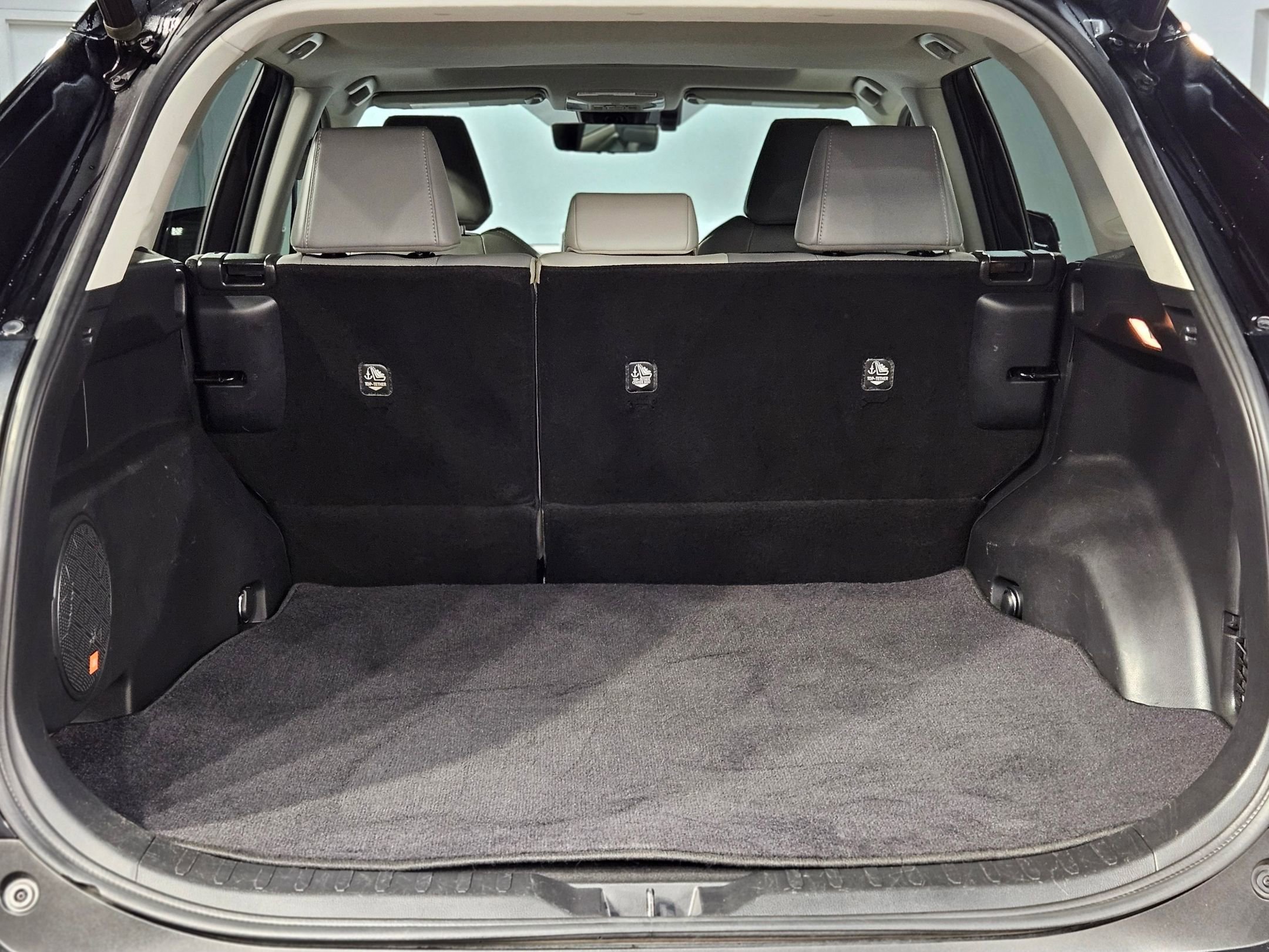 Used 2020 Toyota RAV4 Limited image 18