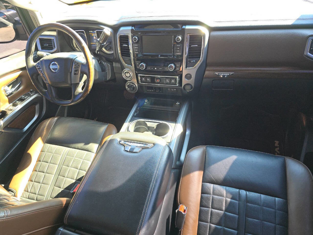 Used 2019 Nissan Titan Platinum Reserve w/ Platinum Utility Package image 25