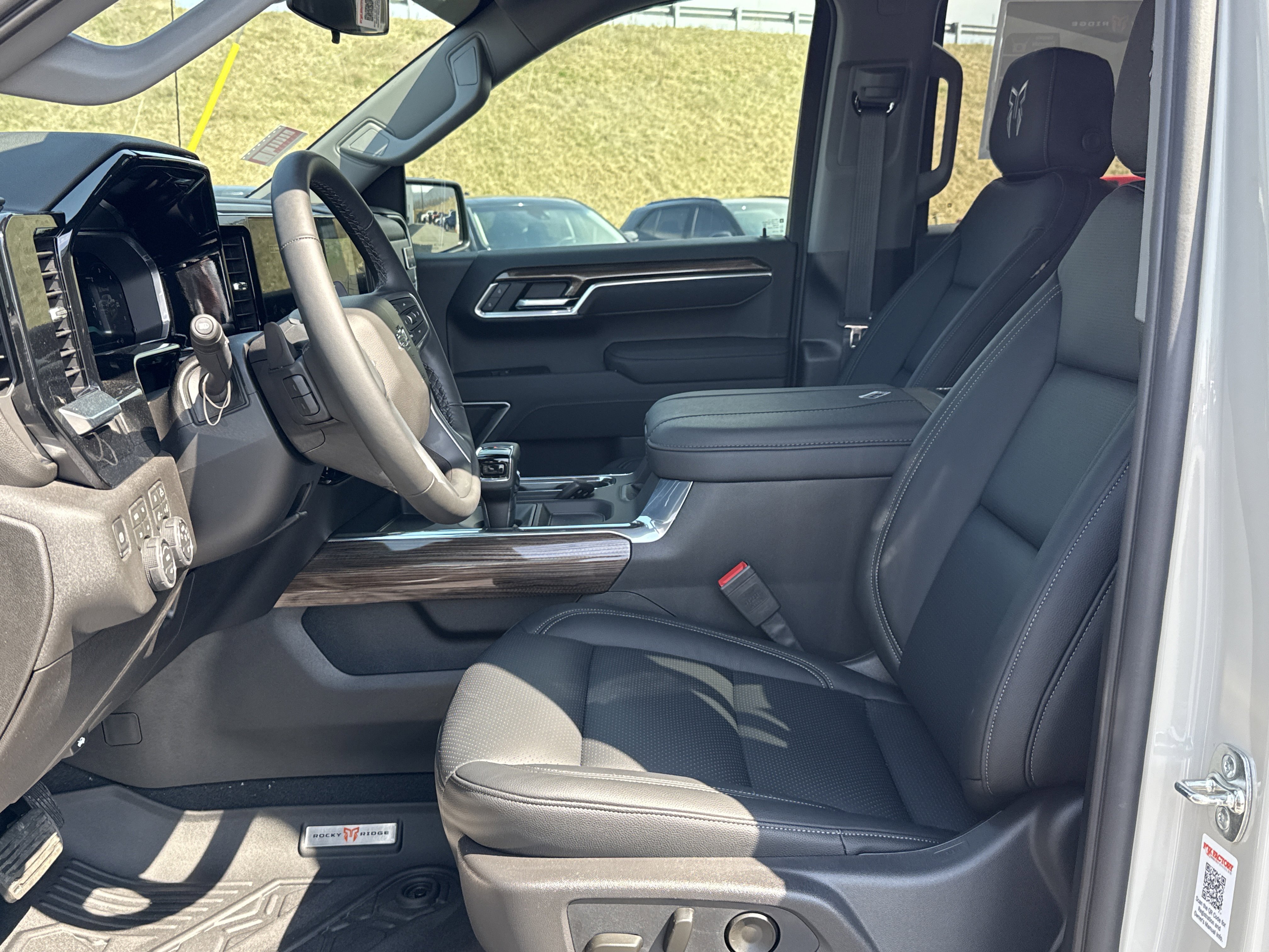 New 2026 Chevrolet Silverado 1500 RST AWD/4WD image 11
