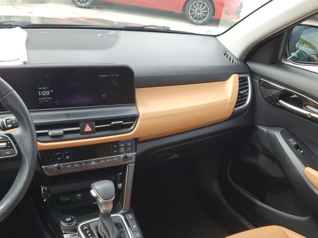 Certified 2024 Kia Seltos EX image 14