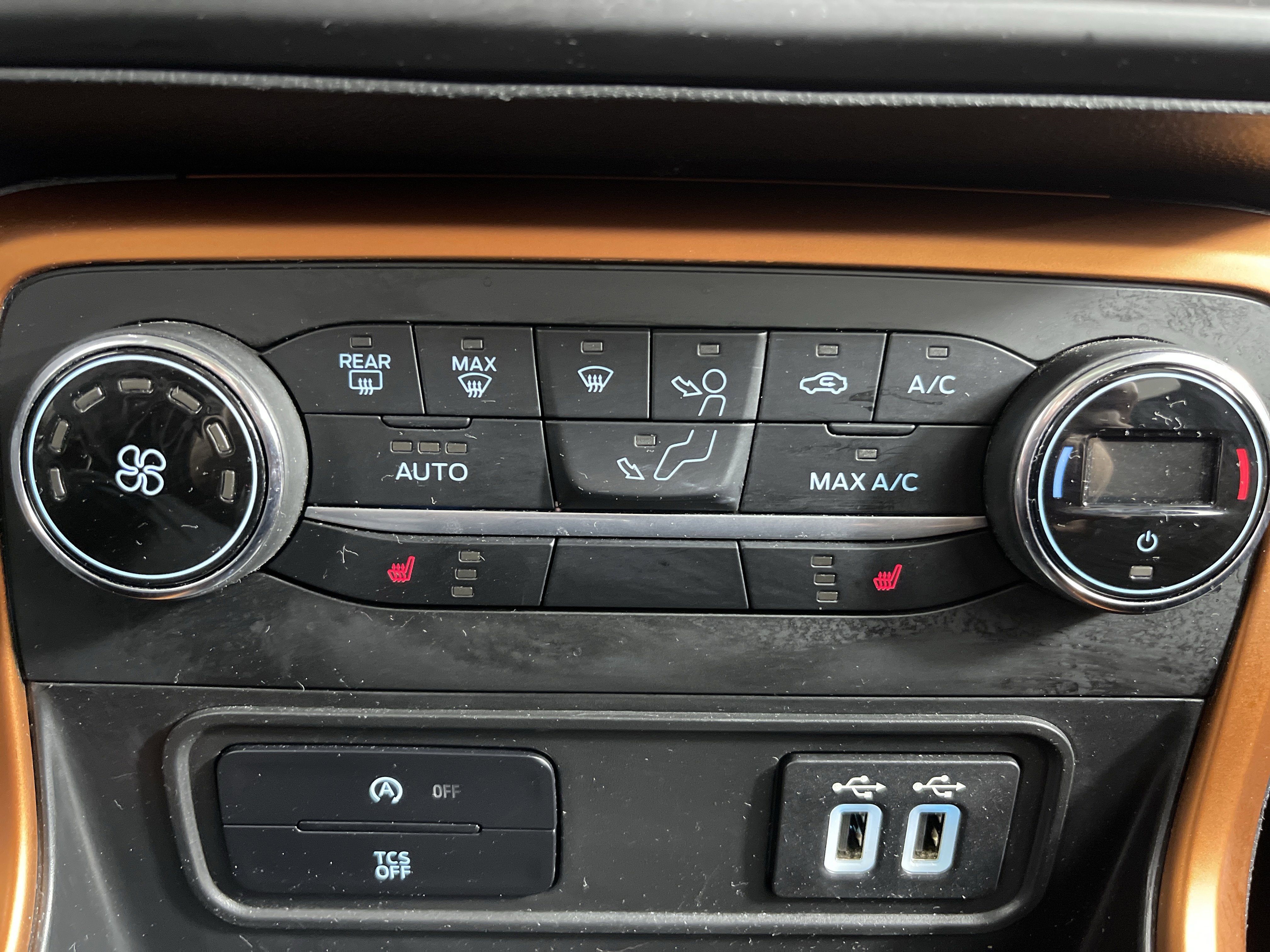 Used 2022 Ford EcoSport SE w/ SE Convenience Package image 25