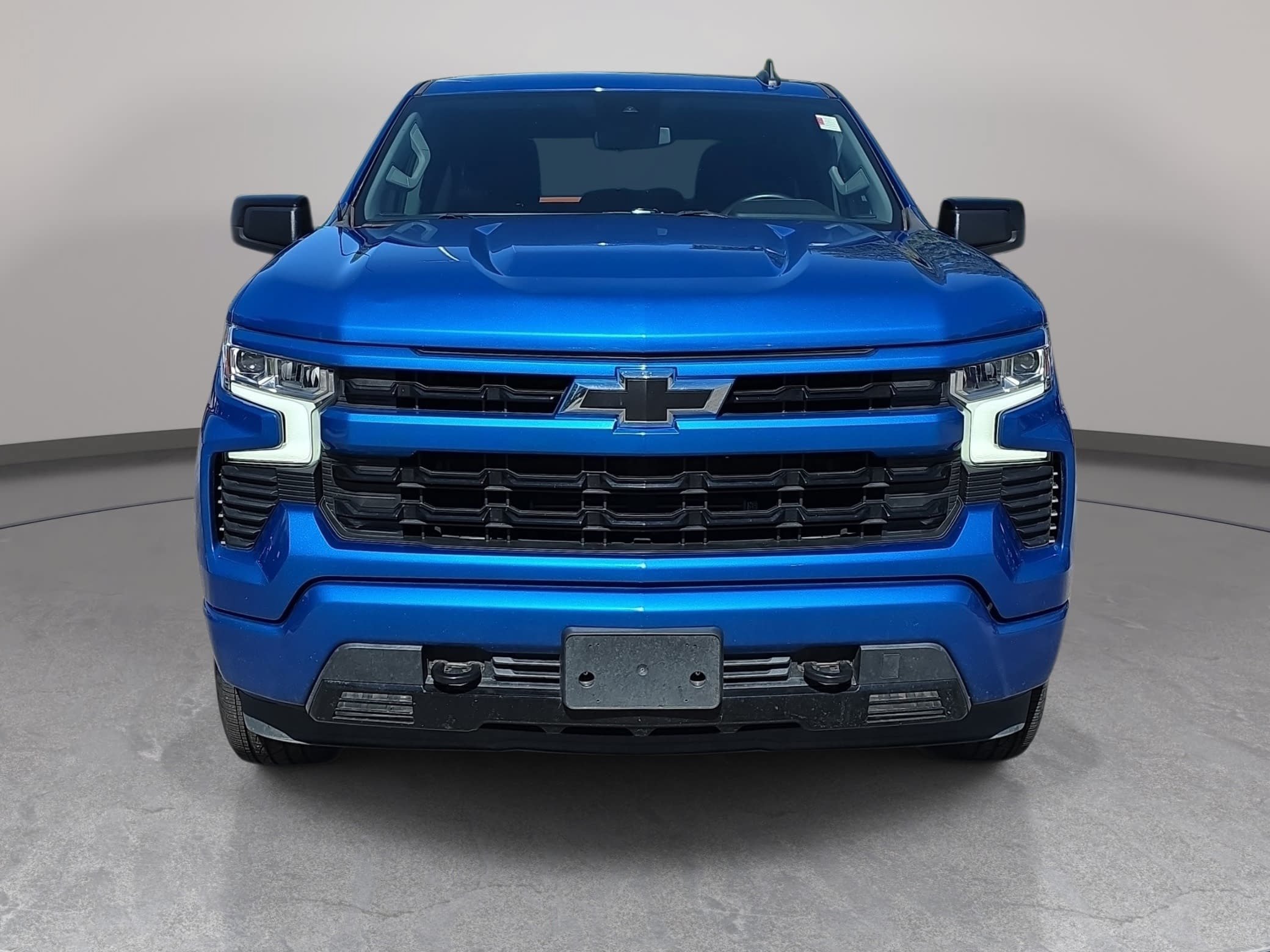 Used 2024 Chevrolet Silverado 1500 RST AWD/4WD image 2