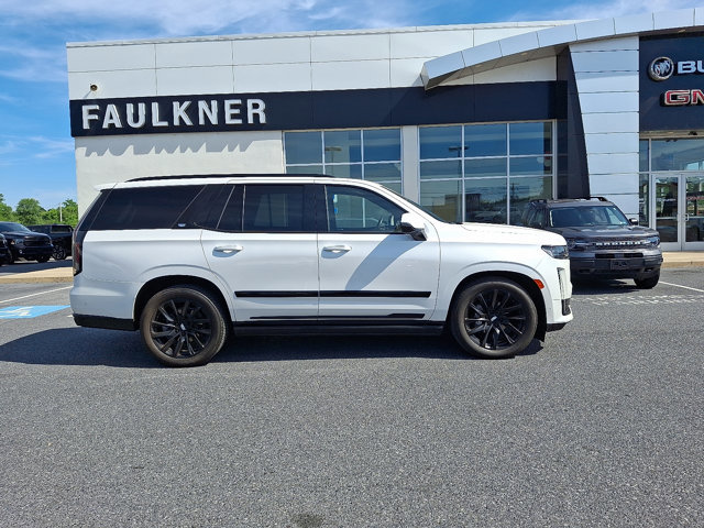 Used 2023 Cadillac Escalade Sport w/ LPO, ONYX Package AWD/4WD image 7