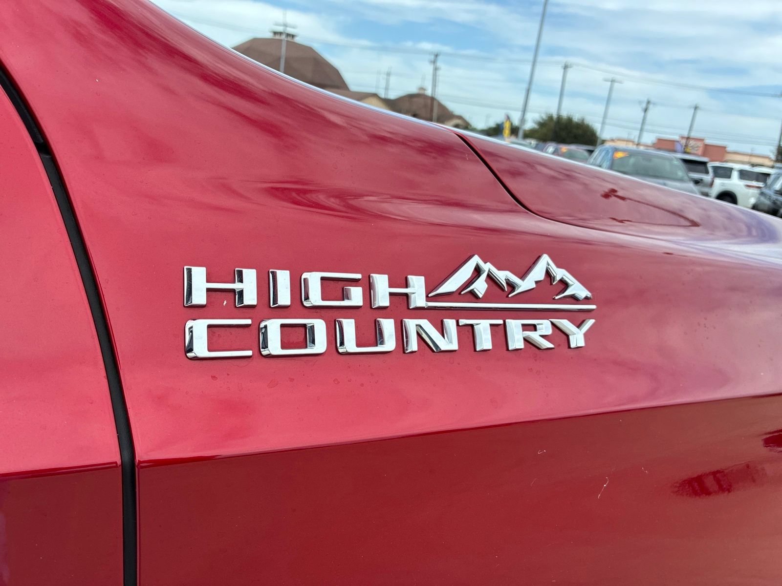 Used 2025 Chevrolet Tahoe High Country RWD image 9