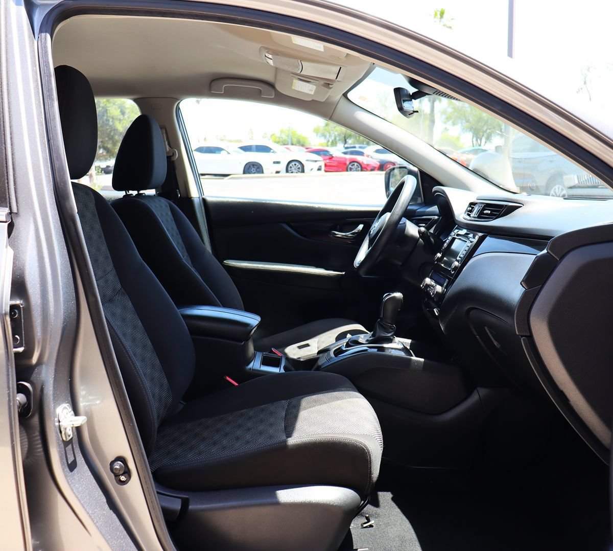 Used 2019 Nissan Rogue Sport SV FWD image 30