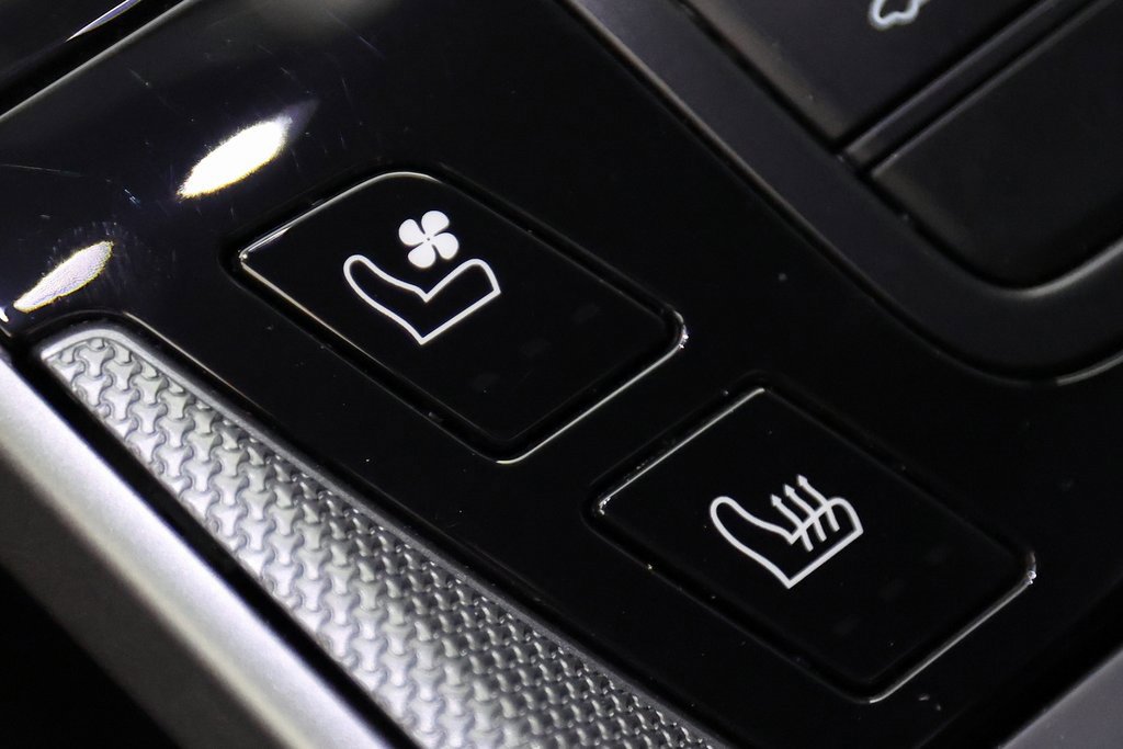 Used 2020 Porsche 911 Carrera image 29