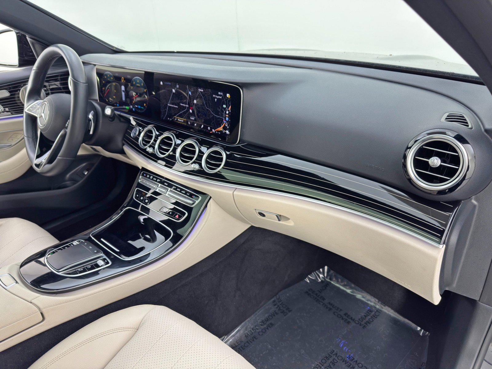 Used 2022 Mercedes-Benz E 450 4MATIC All-Terrain Wagon w/ Driver Assistance Package image 16