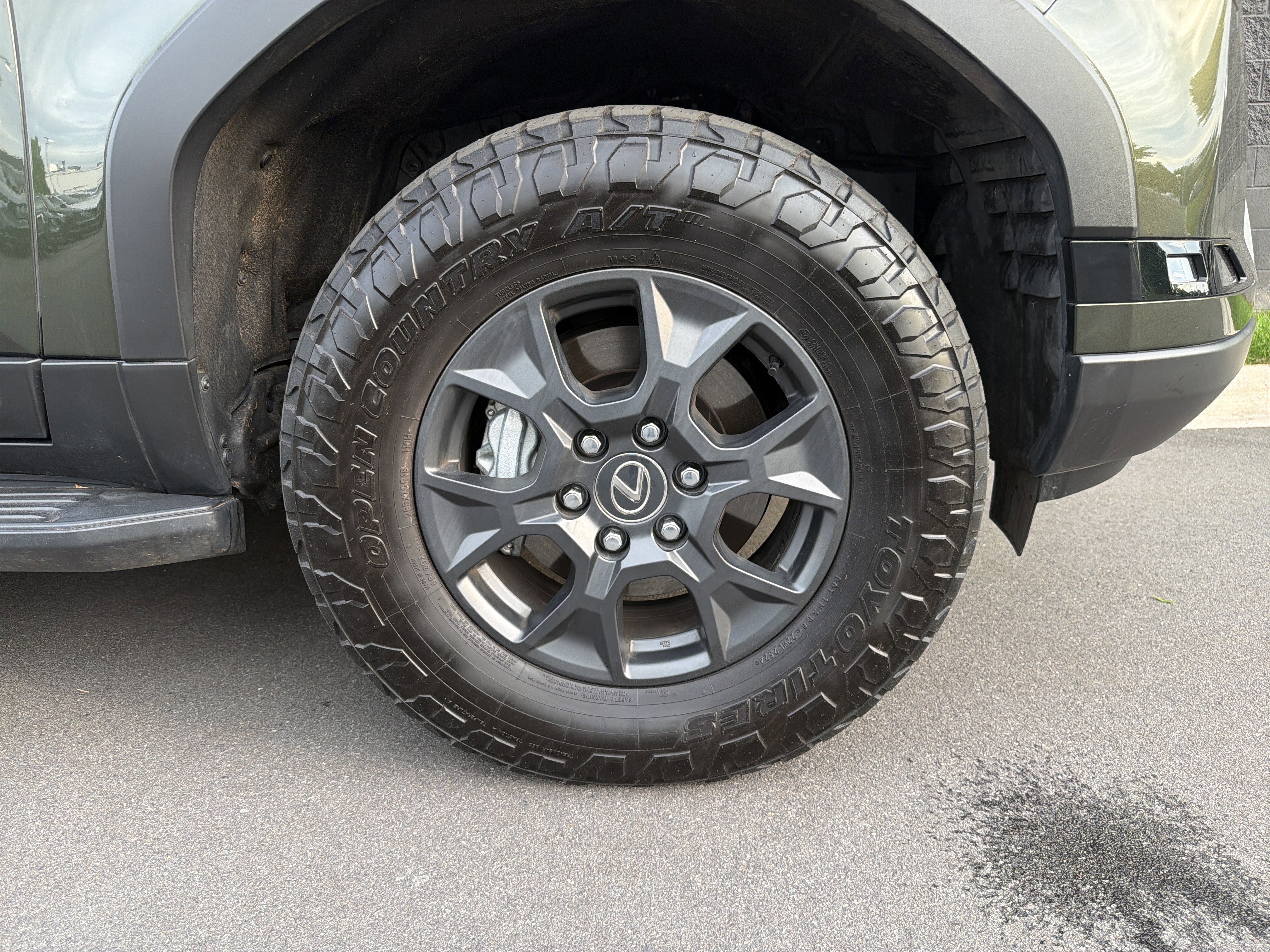 Used 2024 Lexus GX 550 image 13