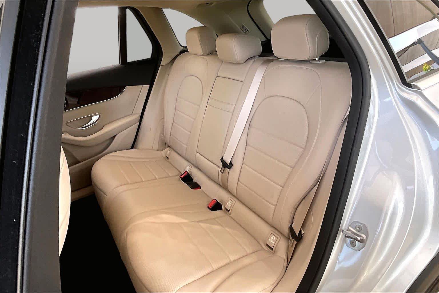 Used 2020 Mercedes-Benz GLC 300 image 20
