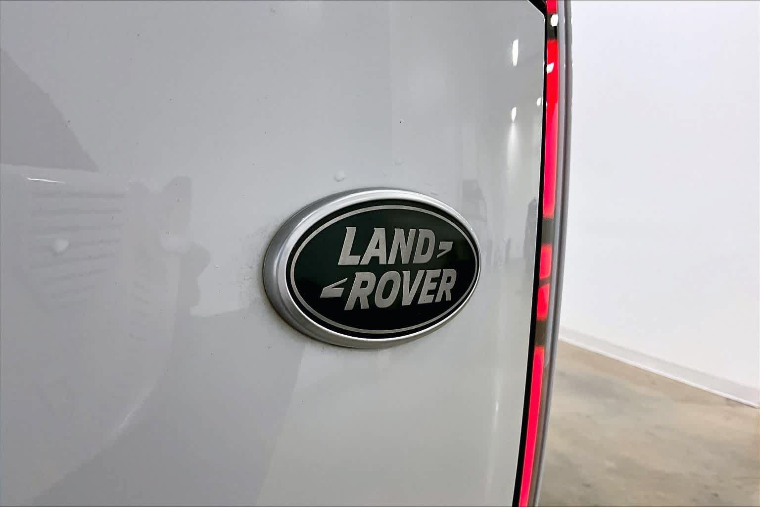 Used 2023 Land Rover Range Rover Long Wheelbase SE AWD/4WD image 30
