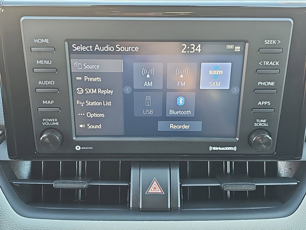 Used 2021 Toyota RAV4 XLE image 22