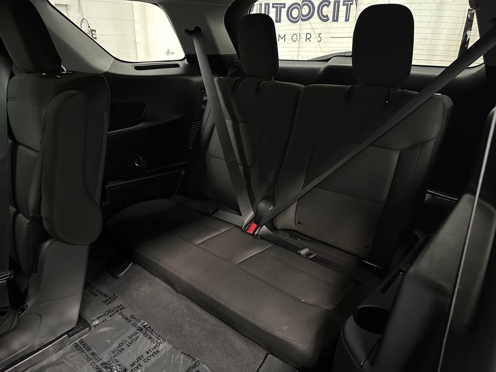 Used 2022 Ford Explorer XLT AWD/4WD image 24