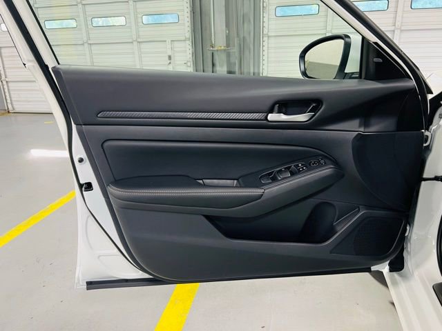 New 2025 Nissan Altima 2.5 SV w/ SV Special Edition Package image 23