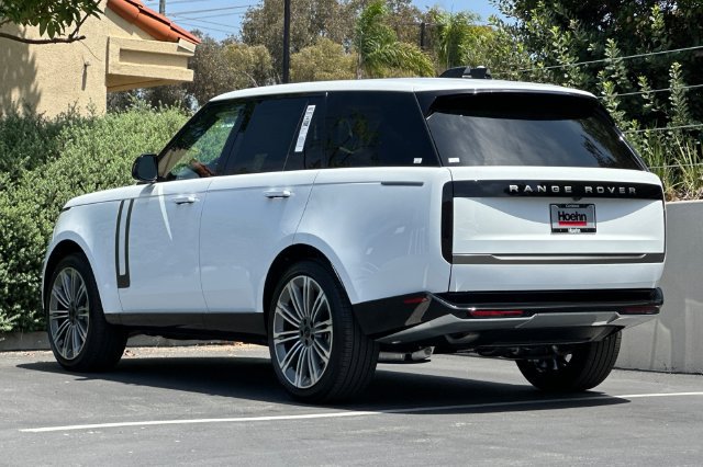 New 2026 Land Rover Range Rover SE AWD/4WD image 3