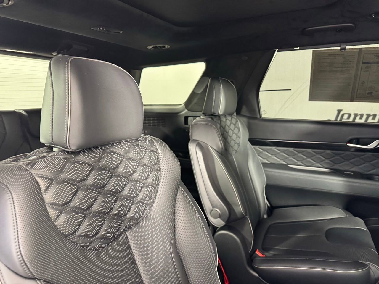 Used 2022 Hyundai Palisade Calligraphy w/ Winter Package FWD image 45