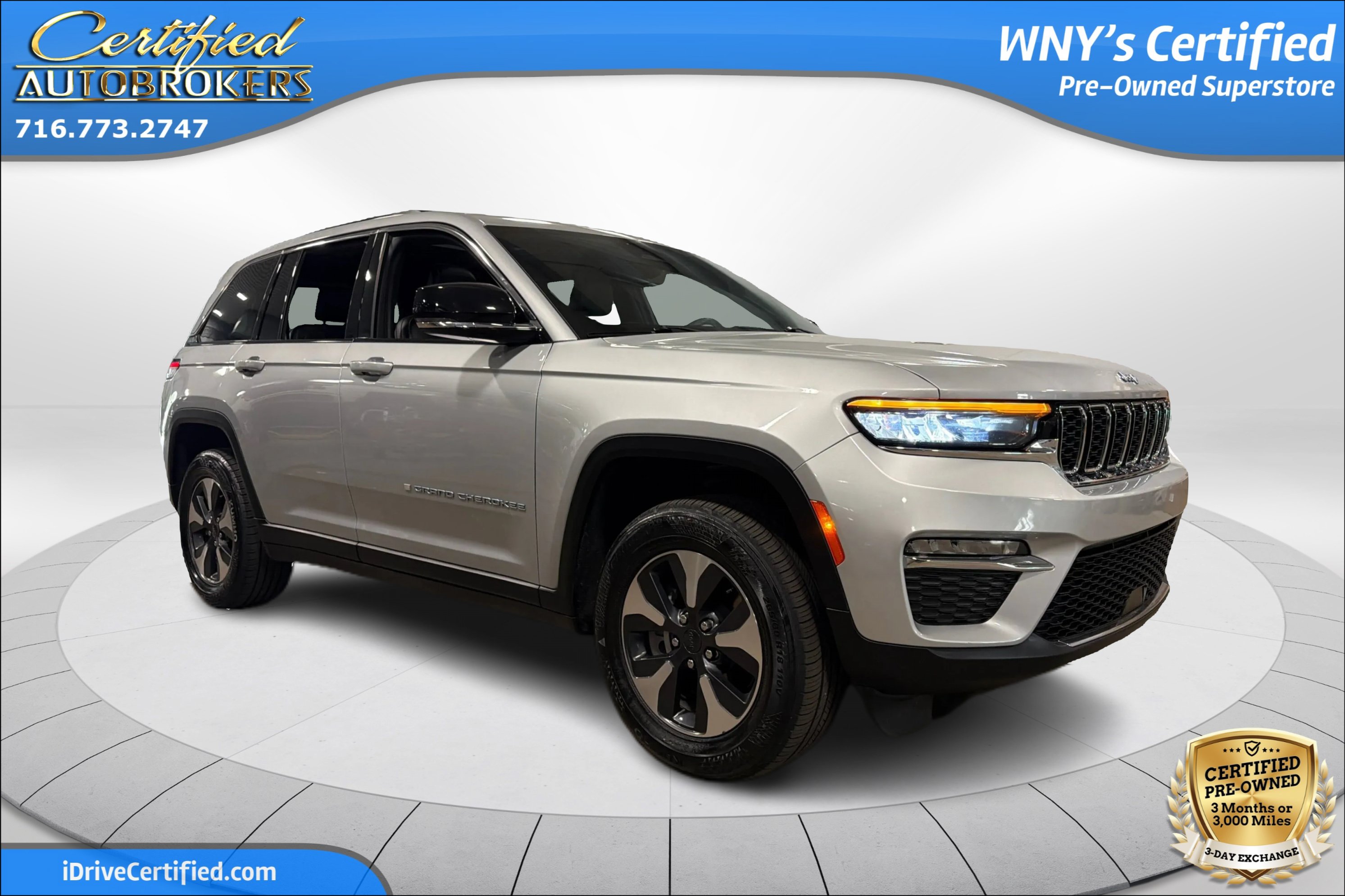 Used 2024 Jeep Grand Cherokee Limited 4xe AWD/4WD image 4