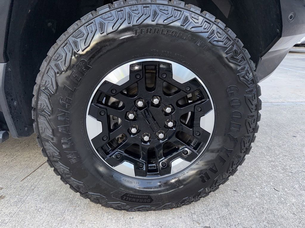 Used 2024 GMC Hummer EV 3X w/ Extreme Off-Road Package AWD/4WD image 58