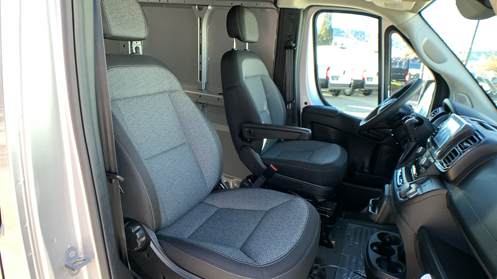 New 2026 RAM ProMaster 1500 w/ Convenience Group FWD image 22