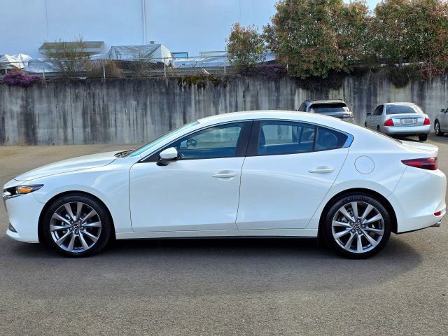 Used 2020 MAZDA MAZDA3 Sedan w/ Select Package FWD image 4