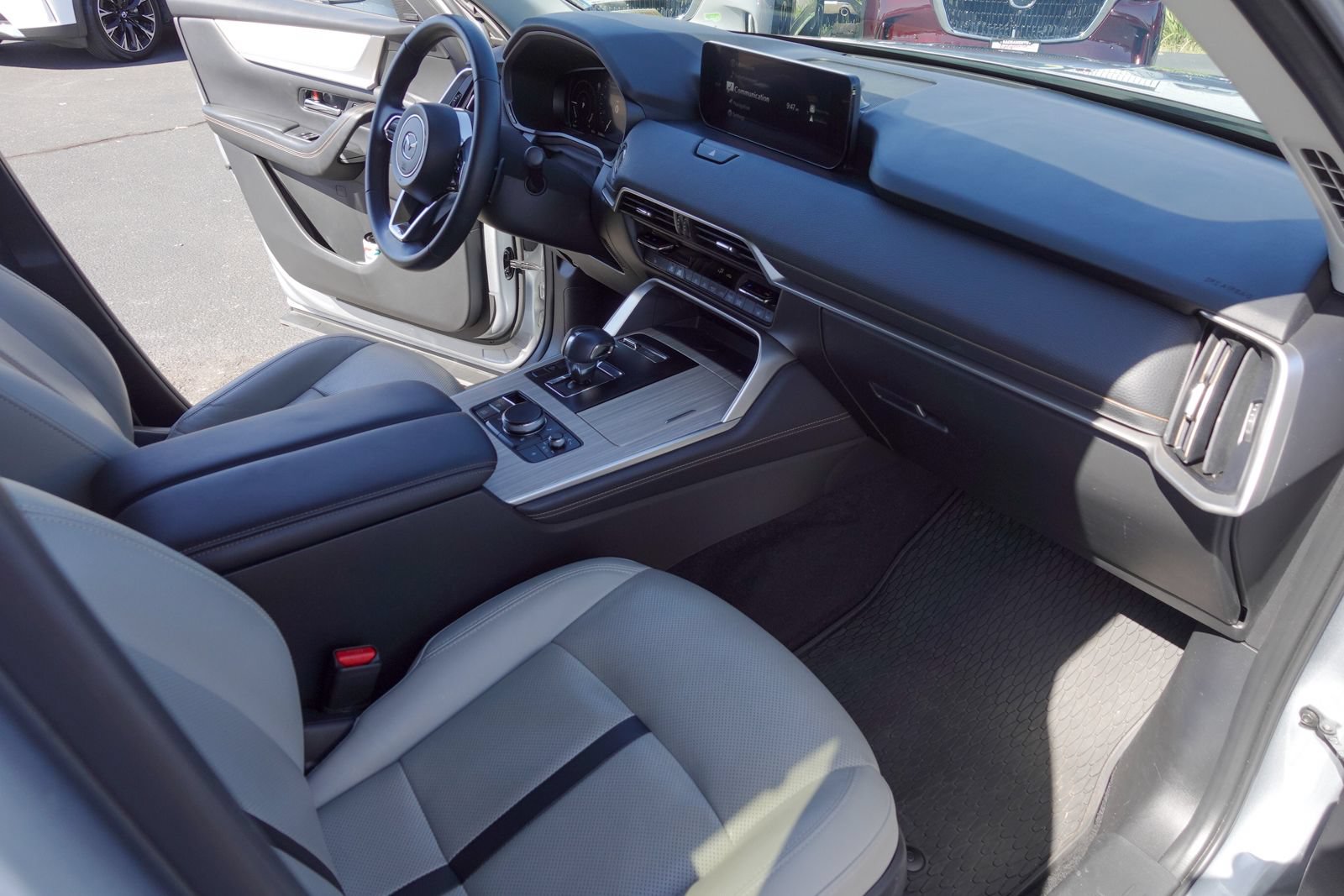 Certified 2024 MAZDA CX-90 Plug-In Hybrid w/ Premium Pkg AWD/4WD image 19