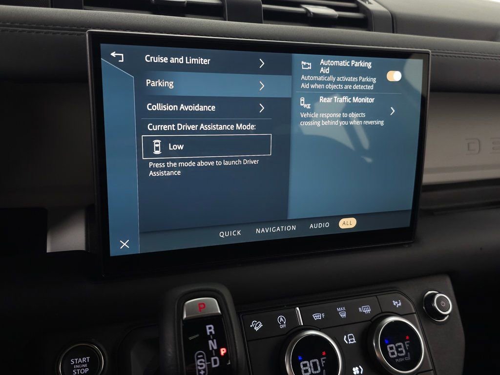 Used 2025 Land Rover Defender 110 S image 27