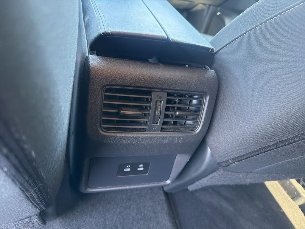 Used 2024 Nissan Rogue SV AWD/4WD image 22
