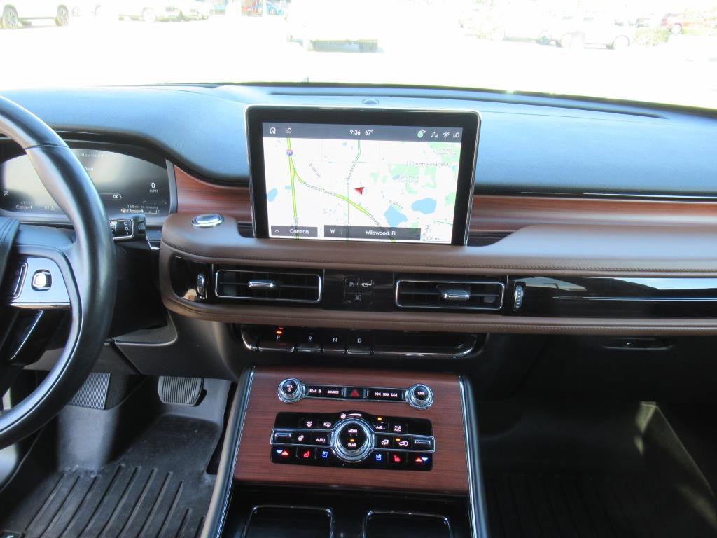 Used 2023 Lincoln Aviator Reserve w/ Equipment Group 201A AWD/4WD image 19