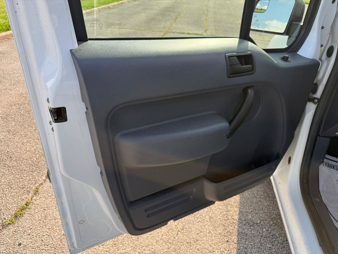 Used 2011 Ford Transit Connect XLT FWD image 16
