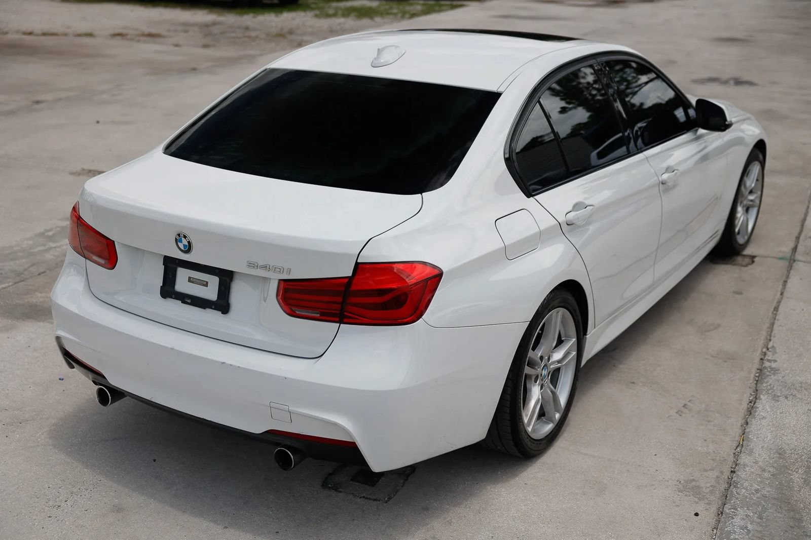 Used 2018 BMW 340i Sedan RWD image 7